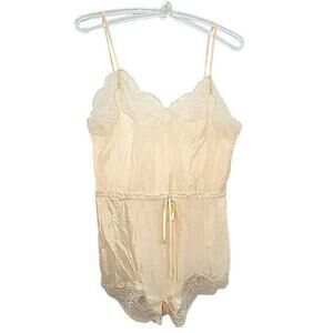 Eve Stillman for Neiman Marcus Lace‎ Drawstring Bottom Snap Vintage 60s Teddy